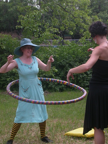 laura freeman & her hoola: 2010 show