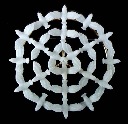 Anika Smulovitz Wedding Series gold brooch jewelry Doves 9