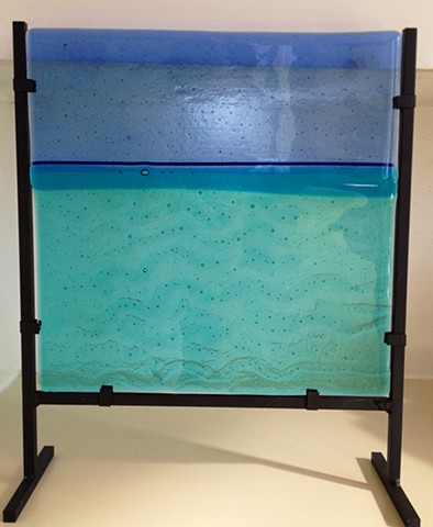 12" x 12" Water Vista in Metal Stand...
details:
inside glass is 12" x 12"
stand makes piece 13" wide and 15" tall