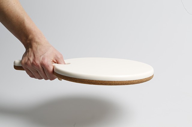 Cameo
Cork Trivet / Corian Food Service

9.5" diameter Paddle