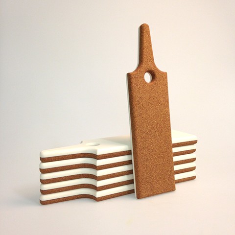 Cameo
Cork Trivet / Corian Food Service

4" x 16" Bat