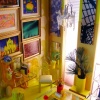 yellow roombox