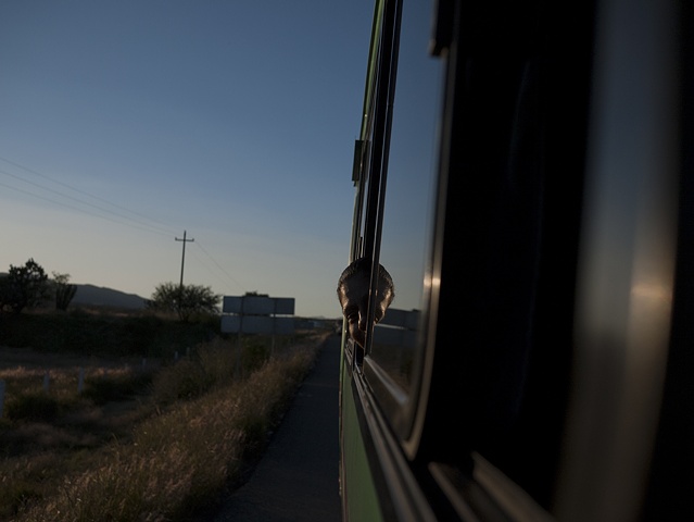 On the road to Teotitl�n del Valle