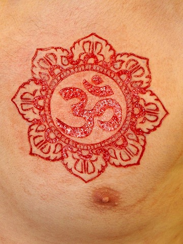 Aum cutting and skin peeling