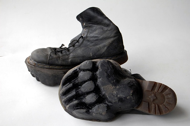  Maskull Lasserre Art Artist Portfolio Artwork Collection Sculpture Public Art Masquel Drawing Montreal Pierre Francois Ouellette Art Contemporain Animal Footprint  New Yourk Montreal City Animal Track Shoes Trace