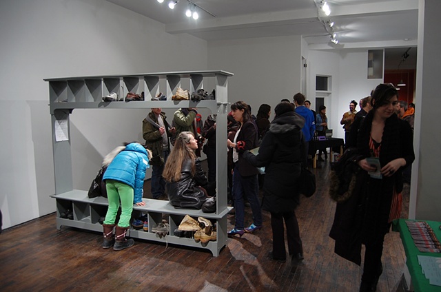 Outliers
(installed at Articule, Montreal, Canada)
