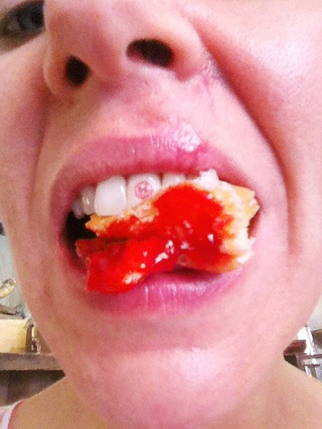 Crystal in tooth
