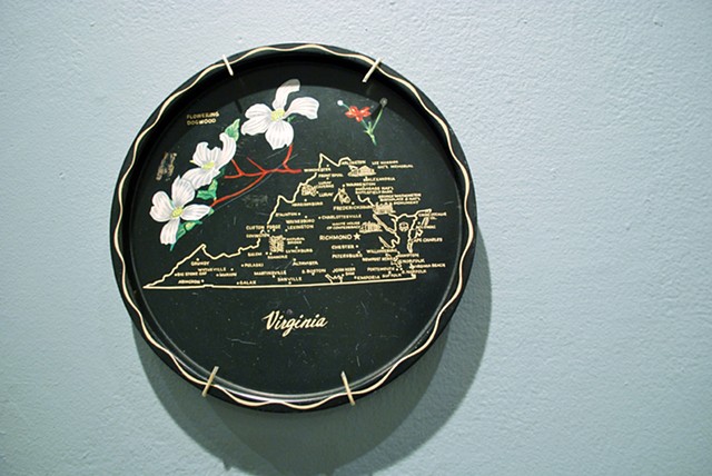 Baby (Medium for Intercultural Navigation)
2011/12
Hand-made collapsible Pacific outrigger canoe and commemorative plates (Detail)