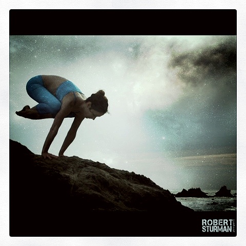 Twilight Bakasana
10x10 inch
$100