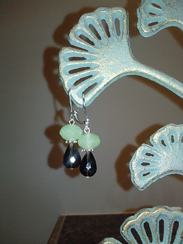 smoky quartz & green drops