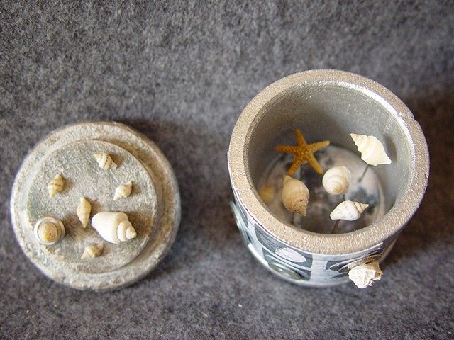 Round Moon Box