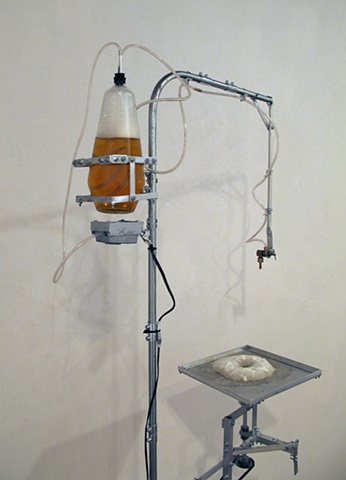 Mark Porter kinetic sculpture, kinetic sculpture, Mark Porter, performative sculpture, found objects, chicago, machine, kinetic mechanical sculpture
