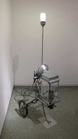Mark Porter kinetic sculpture, kinetic sculpture, Mark Porter, performative sculpture, found objects, chicago, machine, kinetic mechanical sculpture