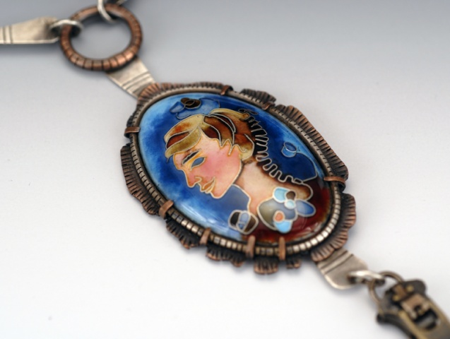 Zipperhead Necklace (details)