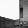 silo zijkant met gat